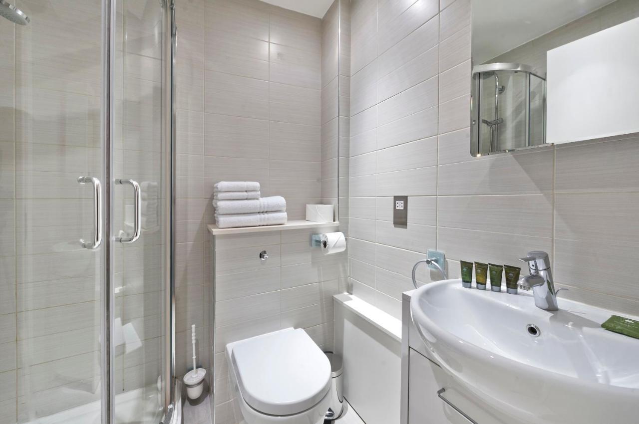 Red Lion Court By City2stay Londra